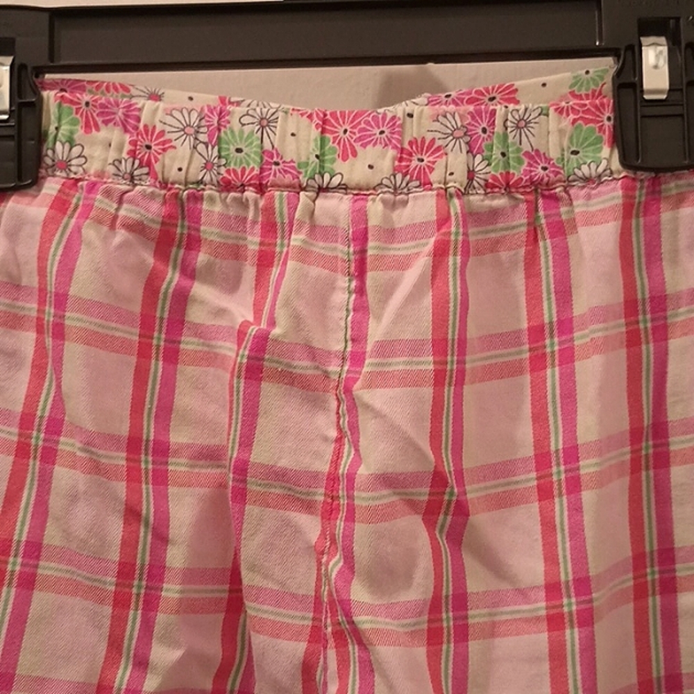 Shorts - Picture 3 of 6